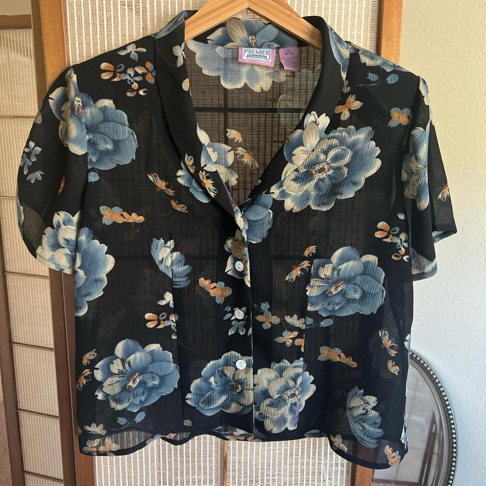 Vintage 90s semi sheer dark navy with blue floral short sleeve button down top